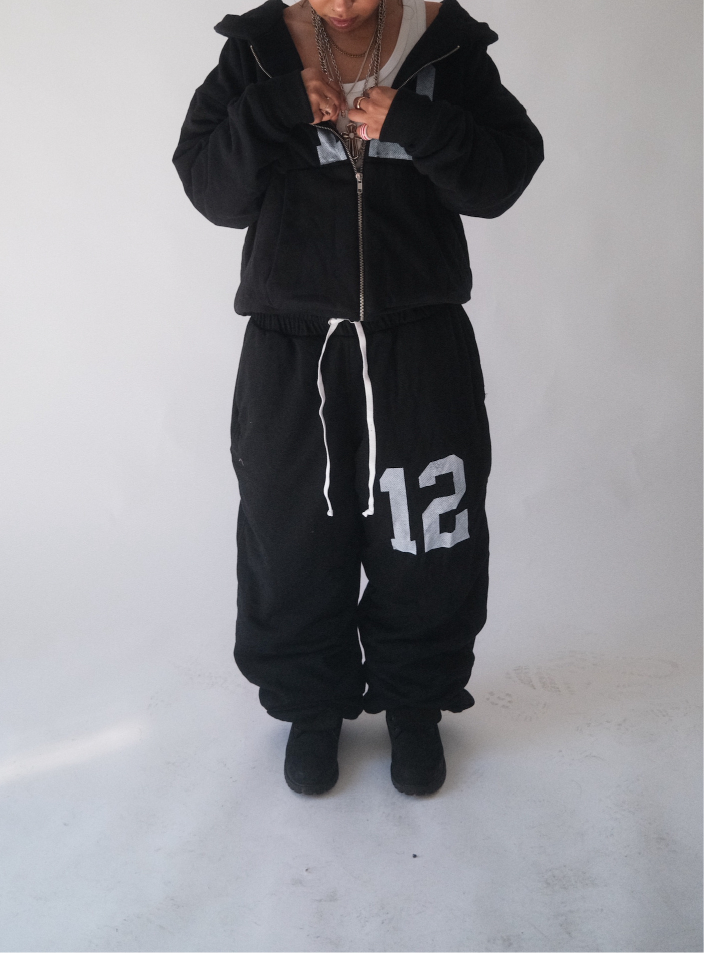 BLACK 12 SWEATPANTS